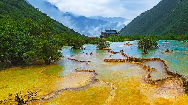 逃离黄金城堡