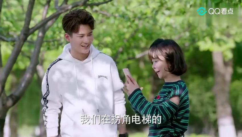 玩具店里的娃娃