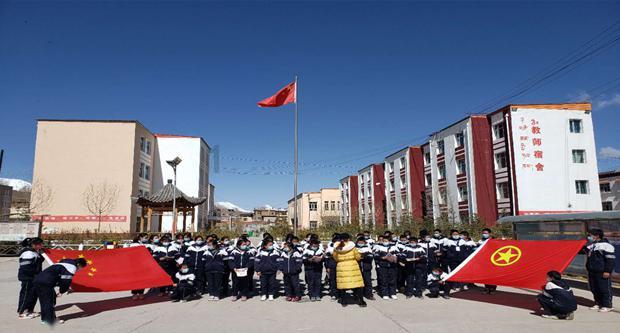 2024年男孩带官运大气的名字,2024年男孩属龙沉稳霸气名字